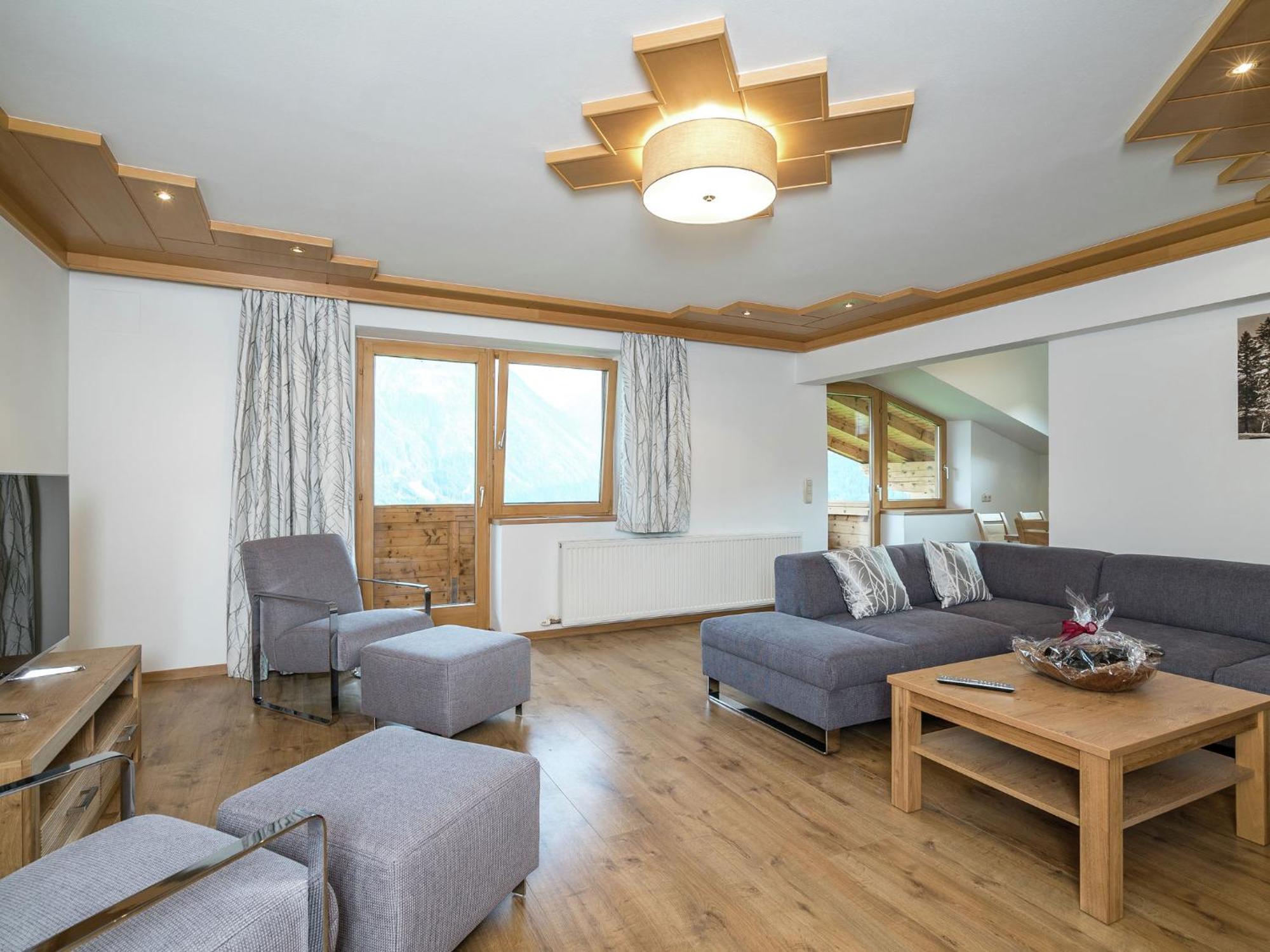 Chalet In Koenigsleiten Near Ski Area With Sauna ケーニヒスライテン エクステリア 写真